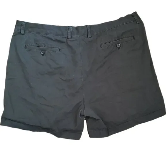 🌸Amazon Essentials Men's Olive Green Classic Fit Shorts - Picture 3 of 4